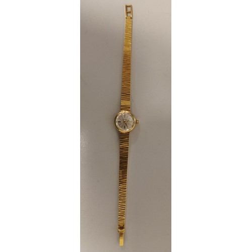 201 - 18 Carat gold Sundez wrist watch, fully hallmarked 750, Swiss made & weighing 21.7g approx . hallmar... 