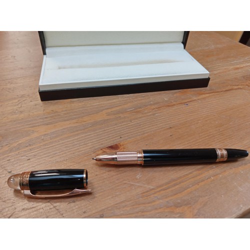 206 - Mont Blanc Star Walker fine liner red gold pen in original case, Model number 105652, includes origi... 