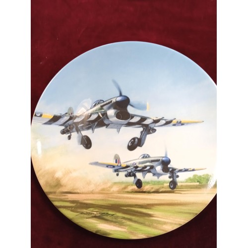 208 - 4x collectors plates commemorating aircraft. 5x Collectors plates commemorating dogs, a horse & Chri... 