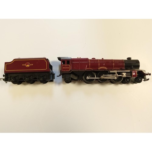 65 - 2 Triang R30/ R31 and R50 Princess Victoria Tender black & Princess Victoria engine smoker black, th... 