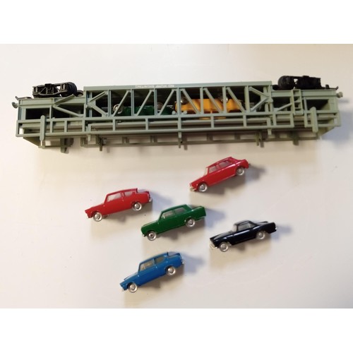 71 - Triang car transporter wagon with Minx cars