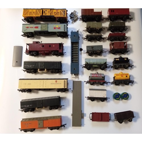 74 - Selection of Triang goods wagons