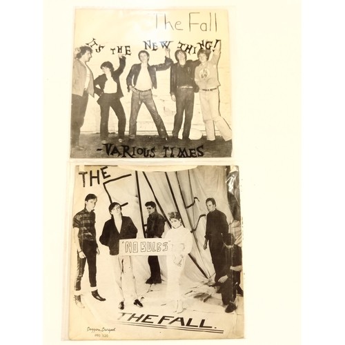 86 - 2 punk 45 RPM records by The Fall No Bulbs and It's the New Thing