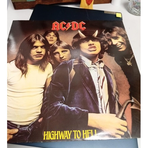 97 - ACDC Highway To Hell LP record K50628