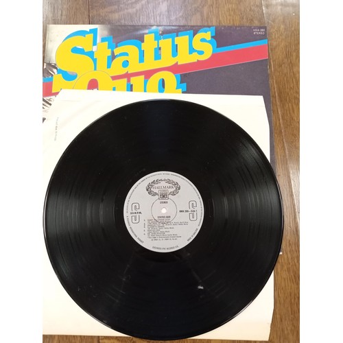 98 - 4 x LP records to include Ramones Its Alive, The Glitter Band, Status Quo 12 Gold Bars & Status Quo