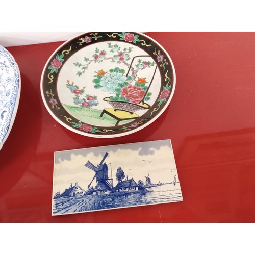 164 - A selection of China pieces