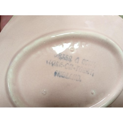 130L - Shorter & Son fish service cracked lid designed by Clarice Cliff