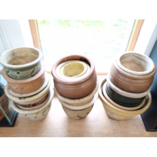 173 - Selection of plant exterior flower pots