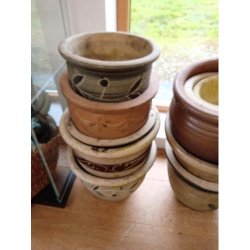 173 - Selection of plant exterior flower pots