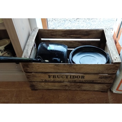 203 - Vintage enamel pots and fruit/ veg box