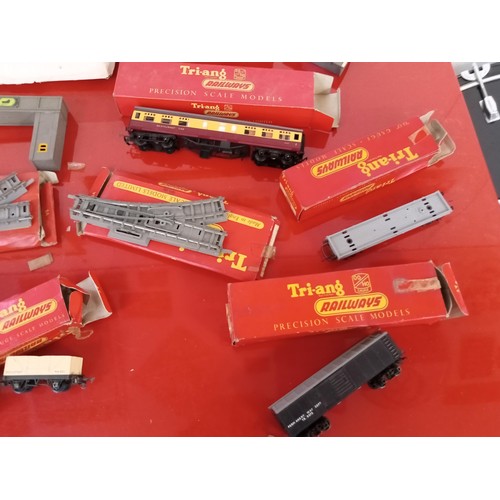 207 - Triang railway collection to include engines, carriages, buildings etc.