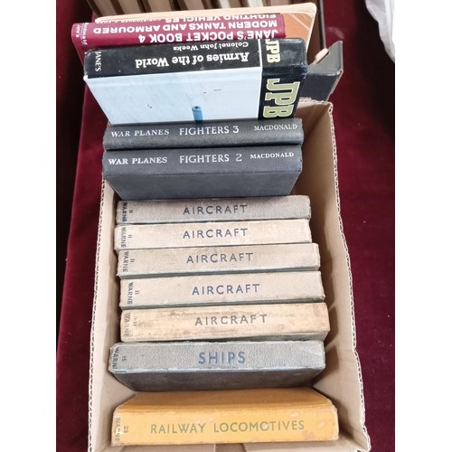 332 - Vintage books on aircraft plus the war in pictures