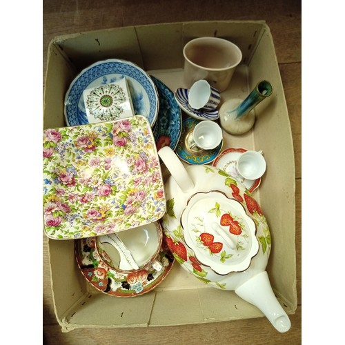 341 - 2 x box lots of China plus a 'chunty' (chamber pot)