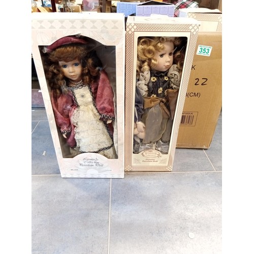 353 - Box lot of dolls and a vase