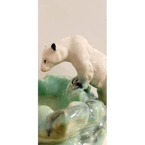 64 - Polar bear soap dish