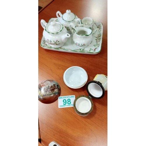 98 - Vintage and modern pill poxes & miniature tea set on tray