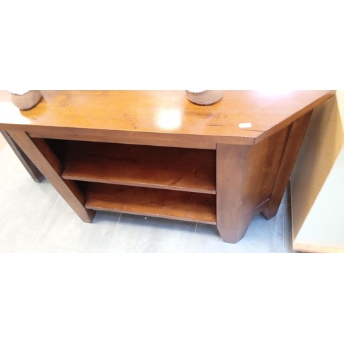 316 - TV corner unit & bedside cabinet