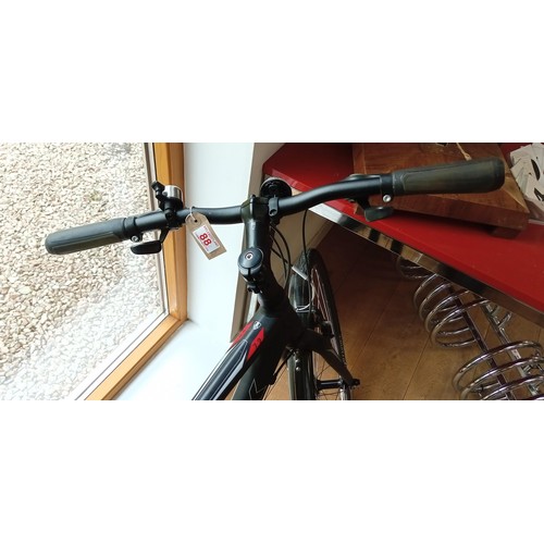 88 - Trek hybrid bike carbon framed 15