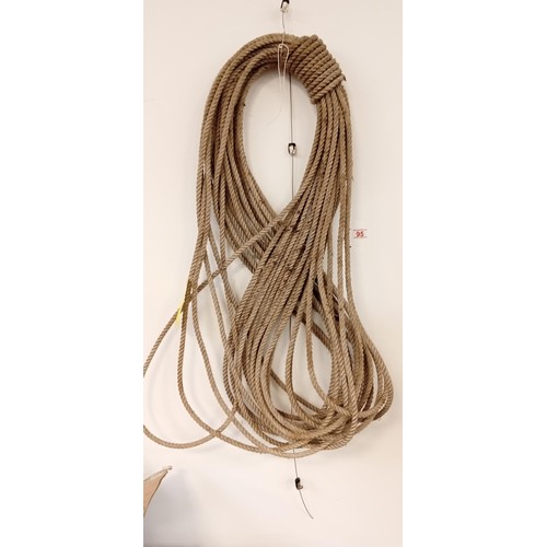 95 - Vintage rope