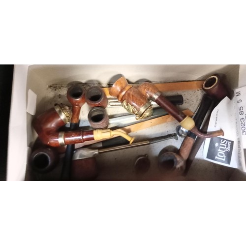 183 - Selection of vintage pipes and stands