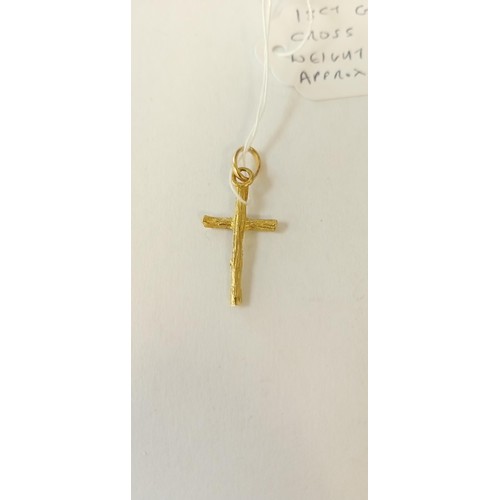 15 - 18ct gold cross pendant 1.67g approx.