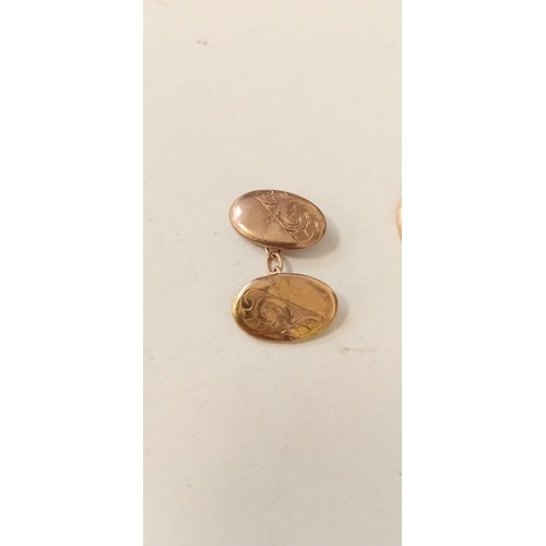 82 - Pair of 9ct fully hallmarked Chester rose gold cufflinks 2.36g approx.