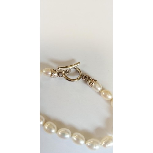 94 - Sterling silver & pearl bracelet.  Edinburgh 2004 maker LL 7.5