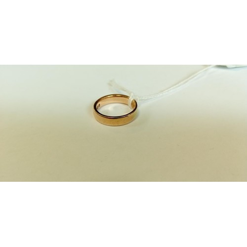 108 - 9ct fully hallmarked gold ring size M approx. 4.25g approx.