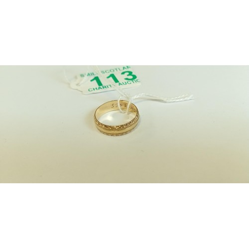 113 - 9ct fully hallmarked gold ring size M approx. 2.2g approx.