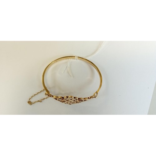 127 - Ola Gorie bespoke 9ct gold bracelet 14.9g approx.