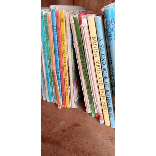 216 - Small collection of vintage ladybird books together with four observer books.