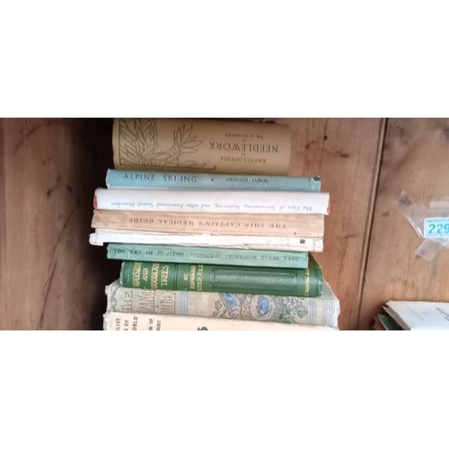 228 - Ephemera - a collection of various pamphlets and leaflets plus vintage nature books.