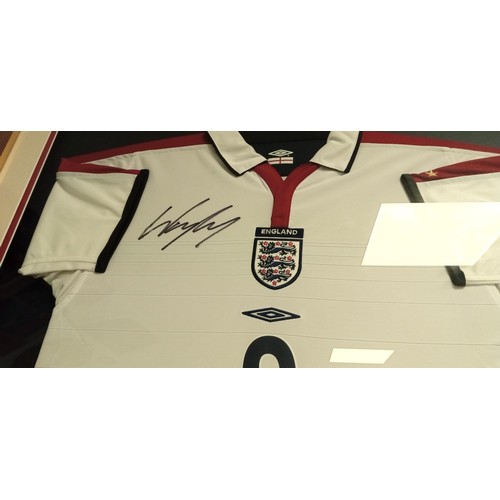 262 - Official England shirt 03-05 signed by Wayne Ronney 28 of 500