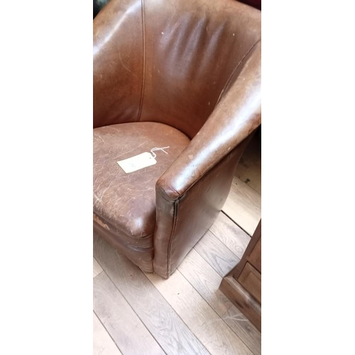 290 - Vintage leather club chair