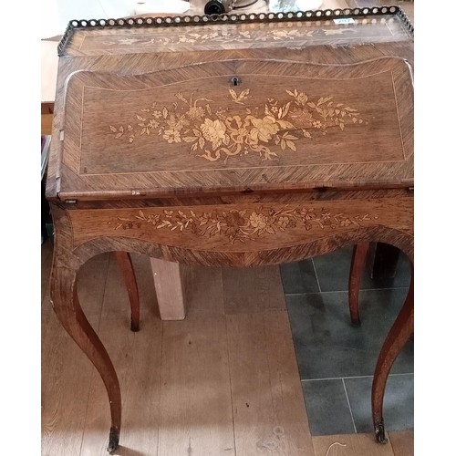 297 - French style bureau with marquetry inlay