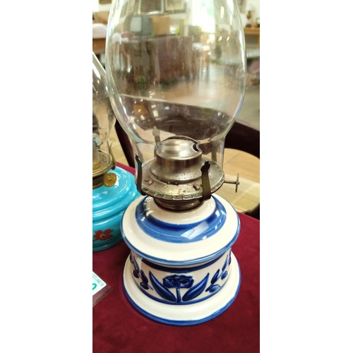 329 - 2 Vintage oil lamps