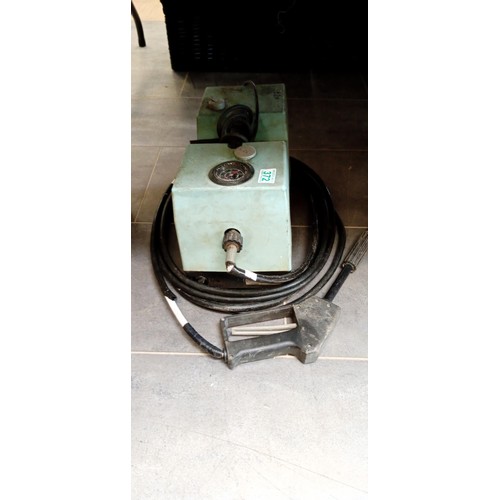 372 - Vintage Kew hobby pressure washer