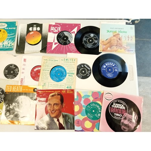 3 - Large selection of 45 RPM records of mainly jazz music etc.