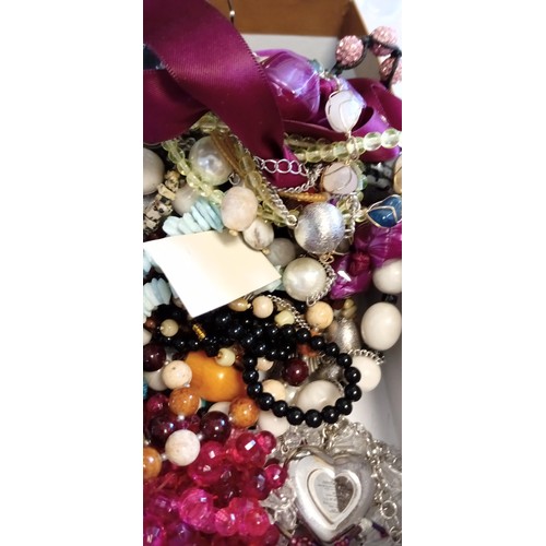 34 - Large selection of fashion/ costume jewellery weighs approx 3kg