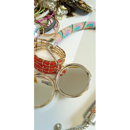 35 - Large selection of mainly fashion bangles & bracelets