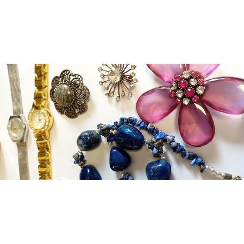 52 - Selection of vintage watches and some jewellery direct from a deceased estate