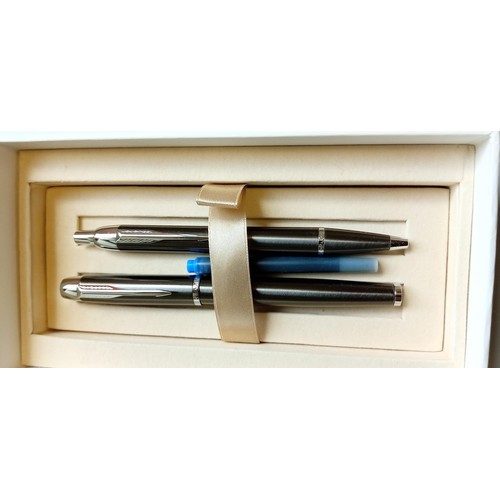 61 - Parker fountain pen and ball point pen in original box