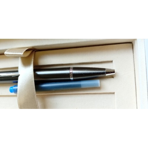 61 - Parker fountain pen and ball point pen in original box