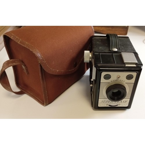 75 - Vintage Coronet super flash camera in original case