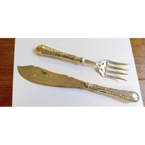 101 - Silver hallmarked Maker RMEH fish serving knife & fork serving set, weighs 231g approx.