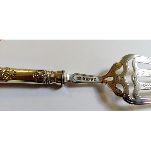 101 - Silver hallmarked Maker RMEH fish serving knife & fork serving set, weighs 231g approx.