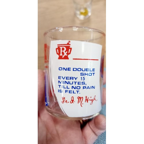 126 - Small collectable glasses