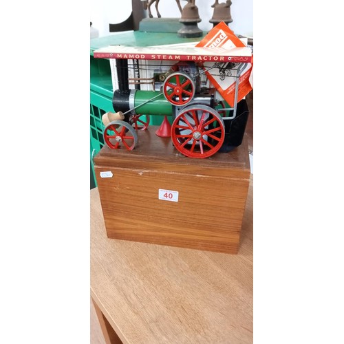 40 - Mamod steam tractor with original instructions and presentation box