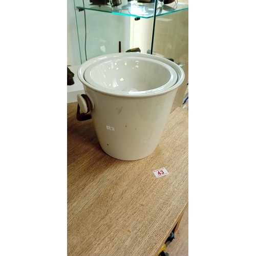 43 - White porcelain drain bucket