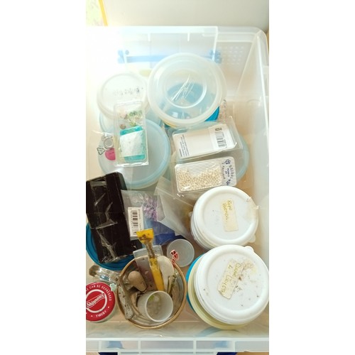 59 - Craft cabinet with 15 removeable plastic container drawers with contents